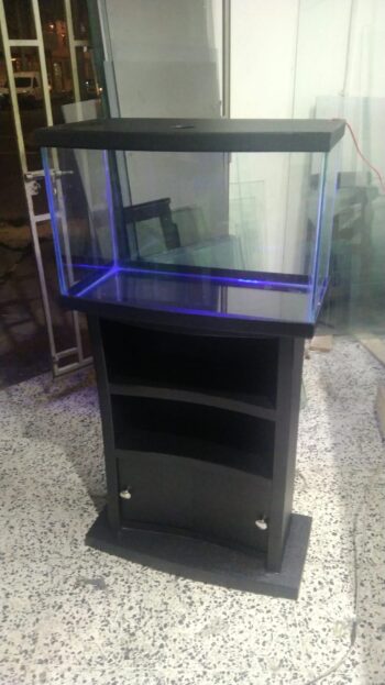 Mueble Mediano para Acuario o terrario 80x30cm